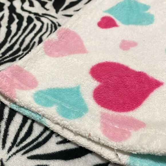 Fluffy kawaii white bottom pj pajama pants valentines heart print size large - Picture 7 of 7